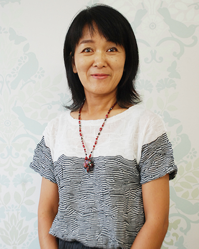 日本人英語講師の写真